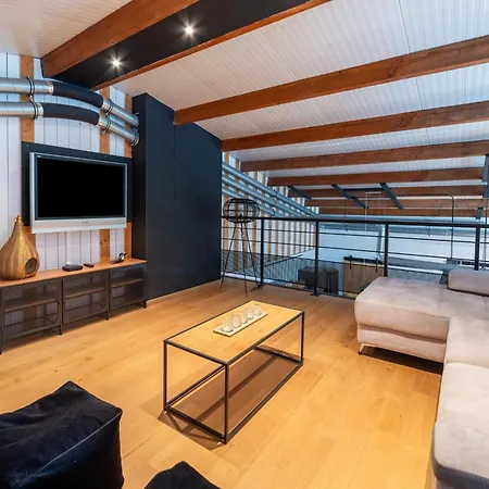 Holiday home With Indoor Swimming Pool