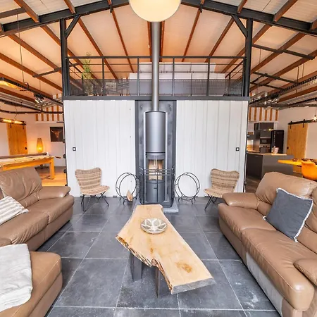 Elegant Place In בית נופש *