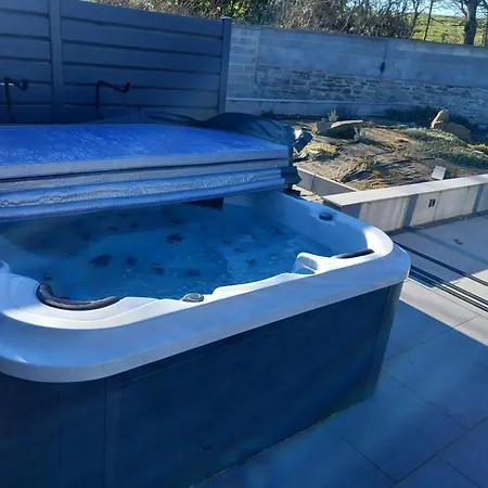 With Indoor Swimming Pool Goesnes
