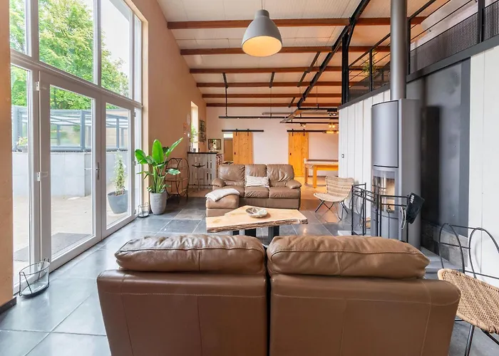 Elegant Place In Vakantiehuis