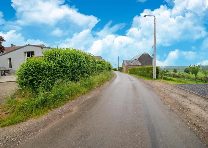 Vakantiehuis Elegant Place In *